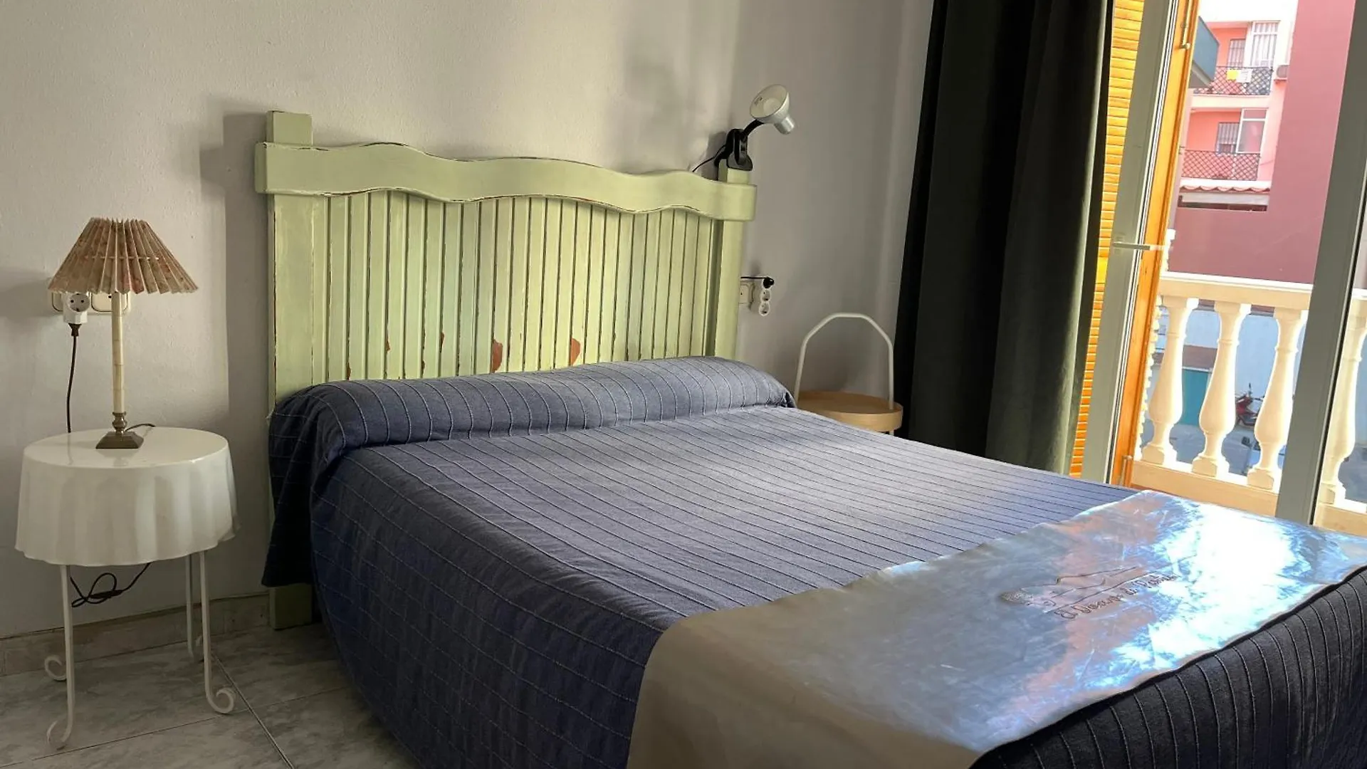 Habitacion En Calle Molino Malaga 0*,  Hiszpania