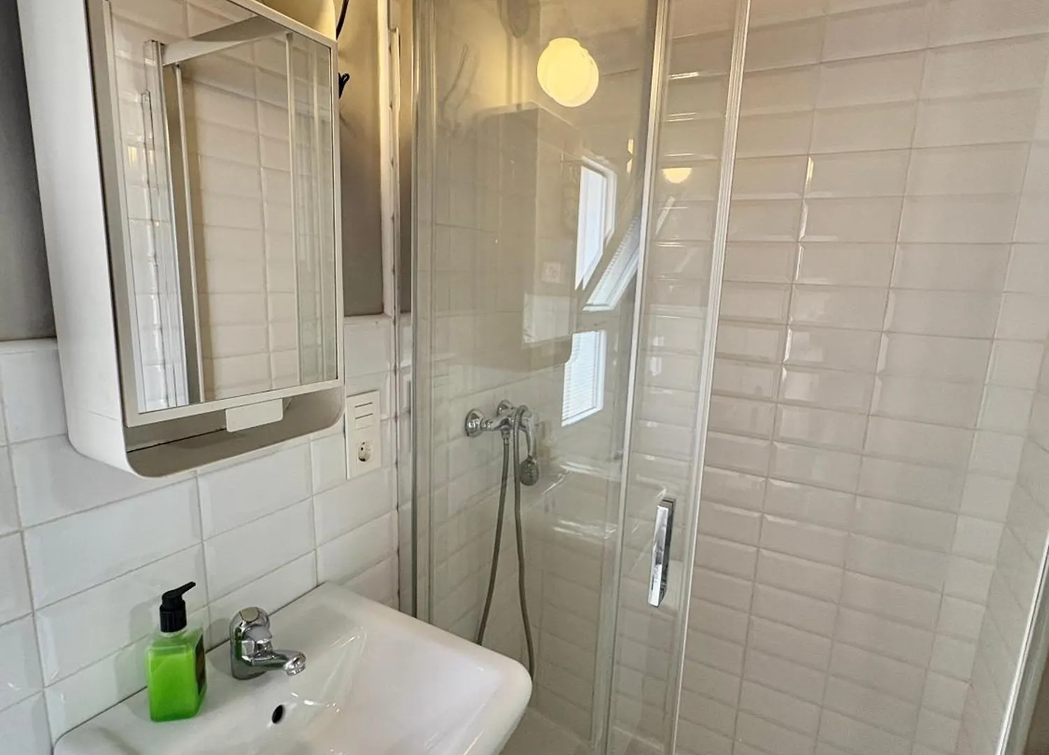 Habitacion En Calle Molino Malaga 0*,
