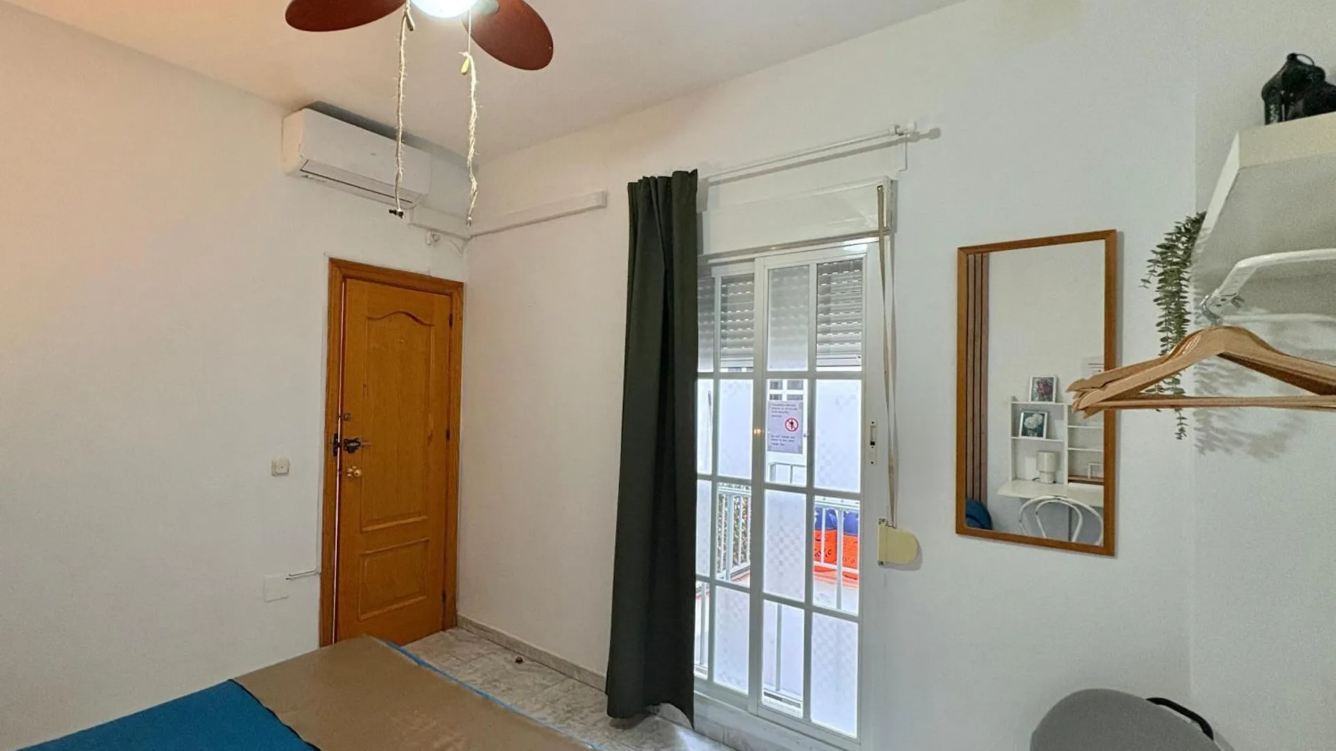 Affittacamere Habitacion En Calle Molino Málaga