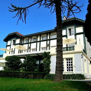 Carolinas Garden 3*, Santander Spanien