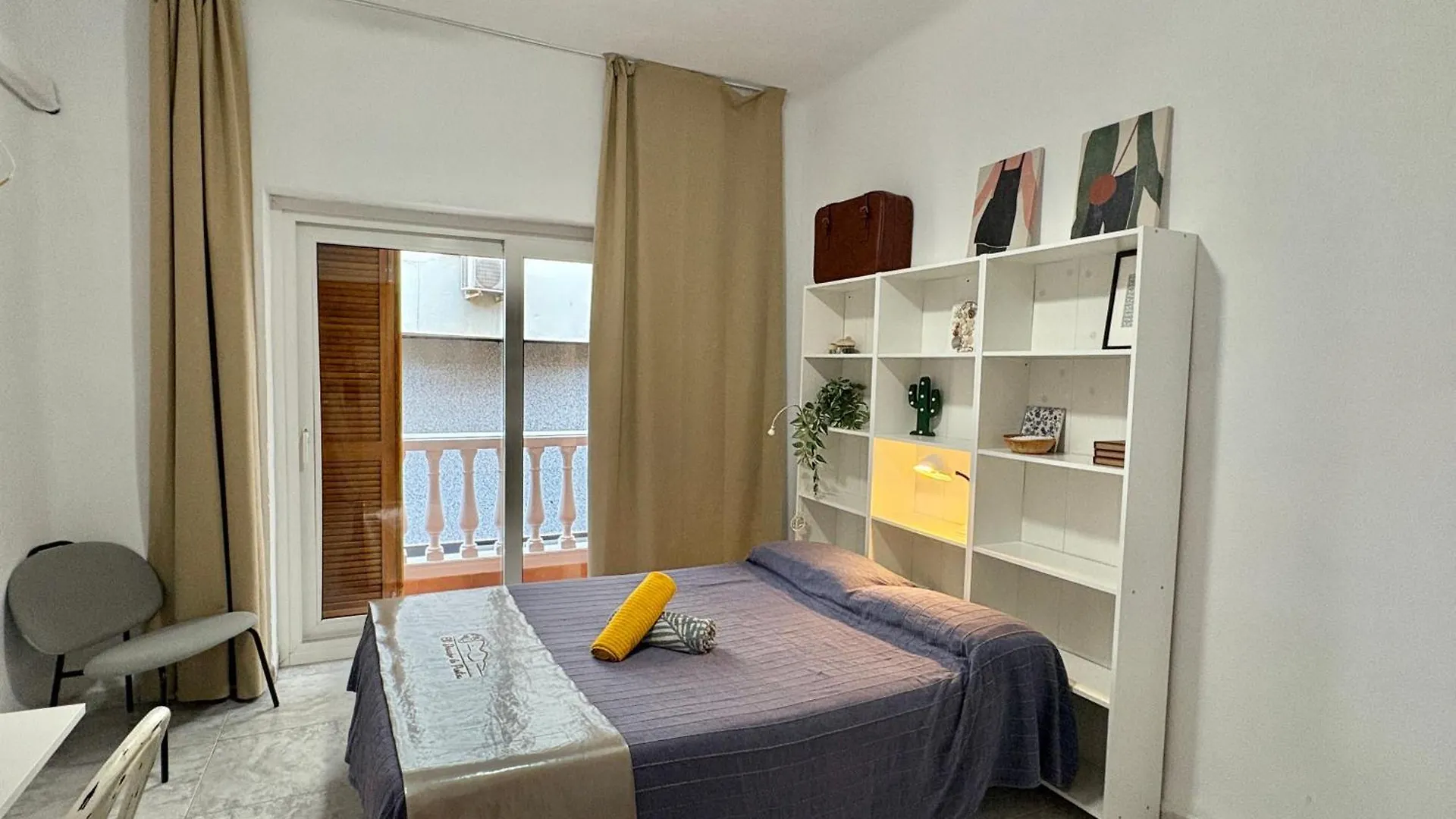 Habitación en Calle Molino Málaga 0*,